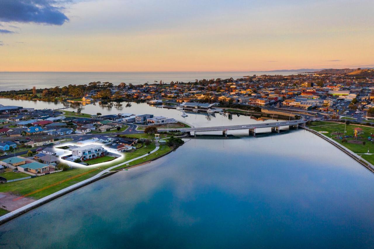 Ulverstone River Edge Holidayapartments Exterior photo